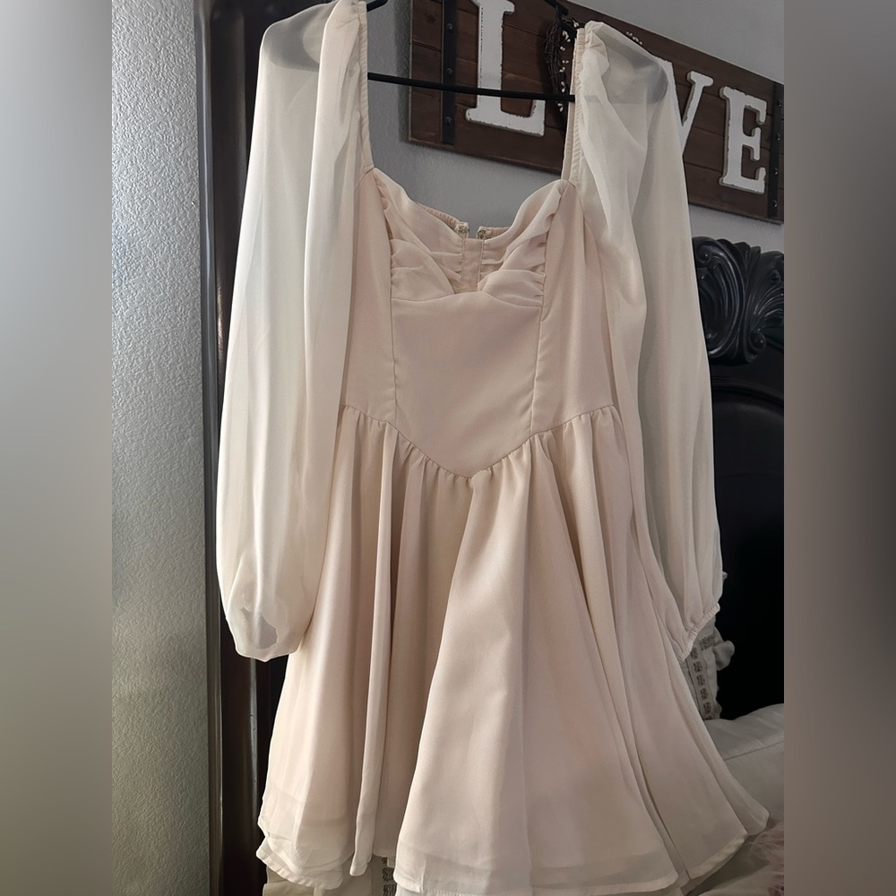 Women’s dress